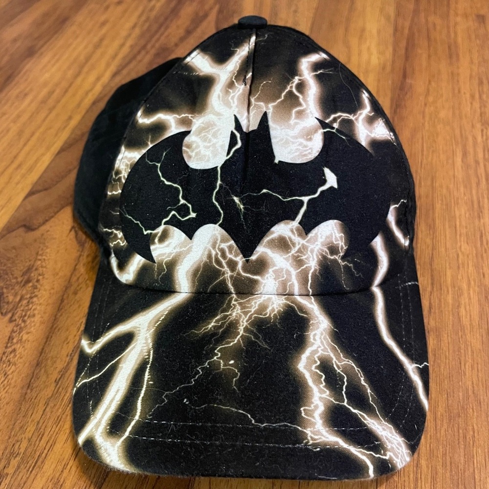 Batman Hat Youth Snapback Baseball Cap Lightning Graphic DC Comics Black OSFM
